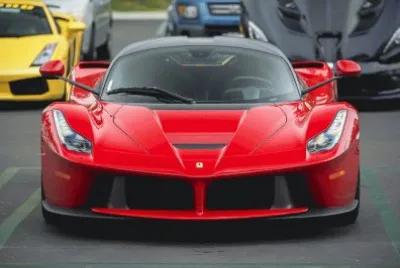 Auto Ferrari LaFerrari V12 950 HP