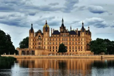 פאזל של castillo-de-schwerin-alemania