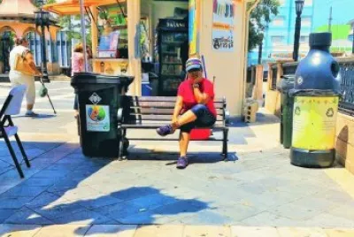 Plaza de Arecibo, ciudad del noroeste de la isla jigsaw puzzle