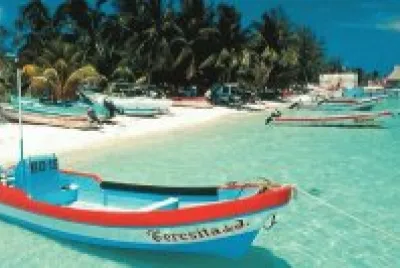 beach and boats