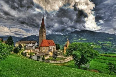 Church-in-Italian. jigsaw puzzle