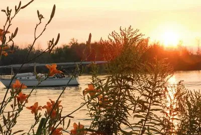 פאזל של Sailboat and sunset