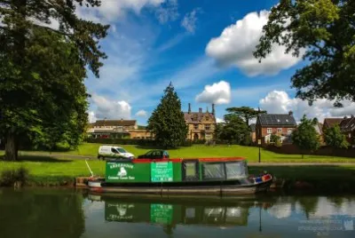 Canal Boat Stroud