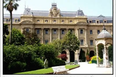 SAN SEBASTIÃN (GUIPUZKOA) â€“ PALACIO DIPUTACIÃ“N jigsaw puzzle