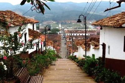 via al camposanto zapatoca