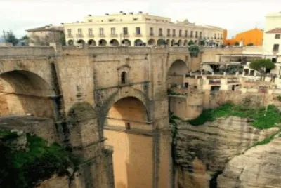 Puento Nuevo Bridge