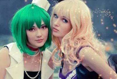 amigas hhig scool jigsaw puzzle