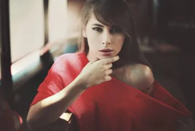 playera roja vecinas