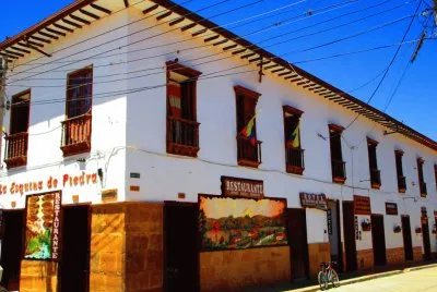 la esquina de piedra jigsaw puzzle