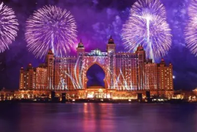 Spectacular Fireworks in Dubai jigsaw puzzle