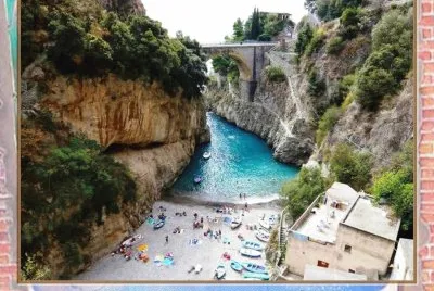 FURORE (SALERMO) ITALIA â€“ FIORDO Y PEQUEÃ‘A PLAYA jigsaw puzzle