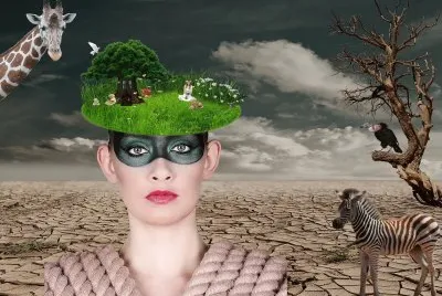 Mujer- Desierto, Ã¡rbol  .jpg