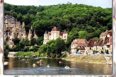 LA ROQUE-GAGEAC (AQUITANIA-FRANCIA) â€“ VILLA BONITA jigsaw puzzle