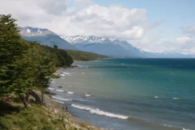 Lago Fagnano. Tierra del Fuego. Argentina jigsaw puzzle