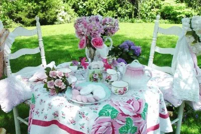 Vintage Garden Tea Setting