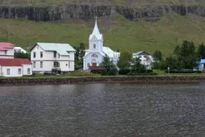 Seyoisfjorour Iceland jigsaw puzzle