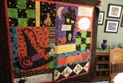 Halloween Quilt-Crafty