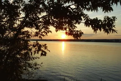 Sun 's almost down!    L