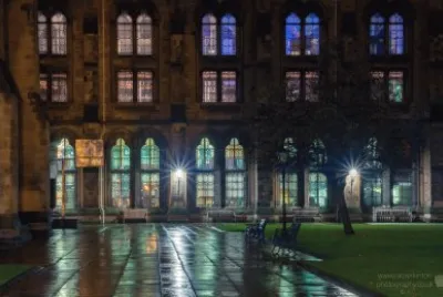 Glasgow University night jigsaw puzzle