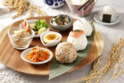 é£¯ç³°
