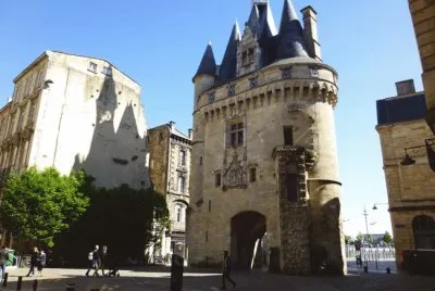 Porte Cailhau Bordeaux