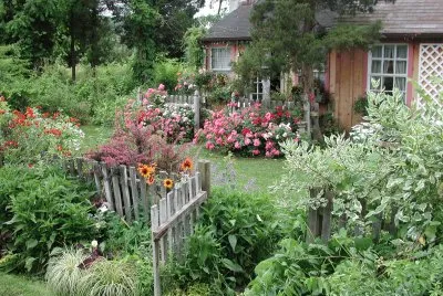casa y jardin