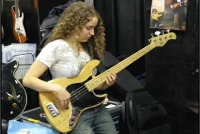 Tal Wilkenfeld