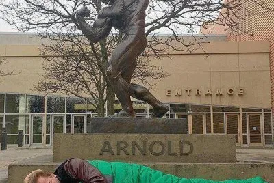 Arnold, durmiendo
