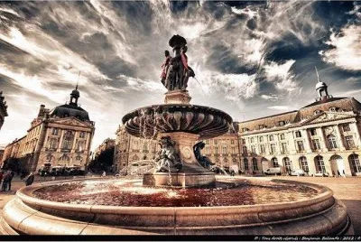 PLACE DE LA BOURSE. BORDEAUX