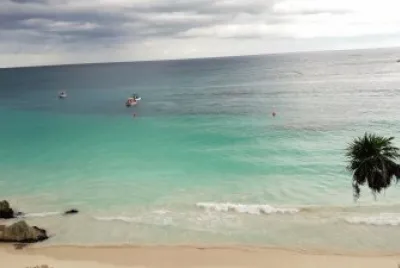 Playa y mar en Tulum.