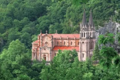 BasÃ­lica de Covadonga EspaÃ±a