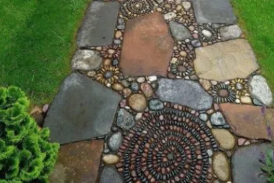 CAMINO DE PIEDRAS