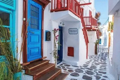 Siempre Grecia, genuina.