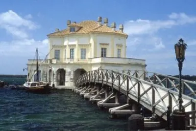 NAPOLI