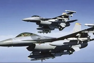2 CAZAS JETS