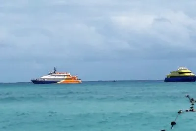 Transbordadores en Playa del Carmen.