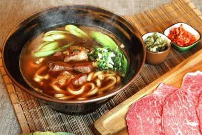 ç‰›è‚‰éºµ