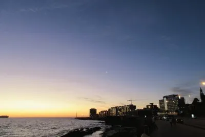 Ocaso en Montevideo, Uruguay.