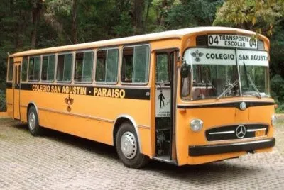 Transporte Escolar, Autobus Mercedes Benz jigsaw puzzle