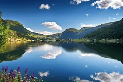 lumiÃ¨re sur le Sognefjord