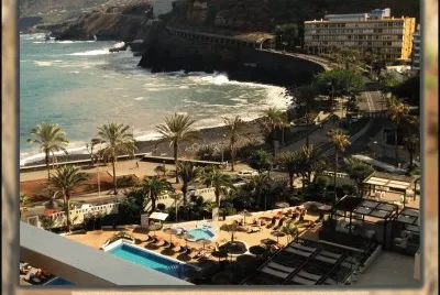 PUERTO DE LA CRUZ (TENERIFE) â€“ BONITO SITIO PARA REPETIR jigsaw puzzle