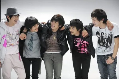 פאזל של SHINee