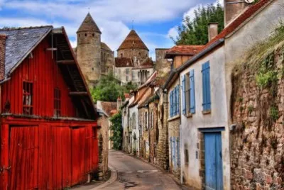 Semur-en Auxois-Francia jigsaw puzzle