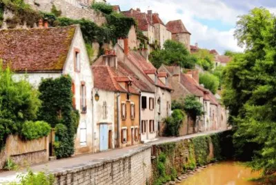 Semur-en Auxois-Francia Medieval jigsaw puzzle