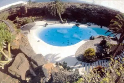 LAGUNA AZUL