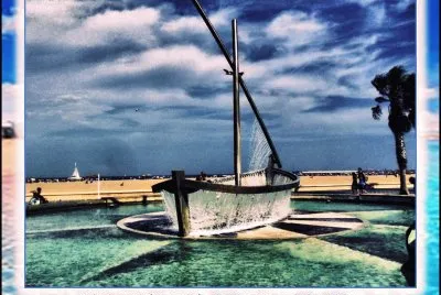 MALVARROSA (VALENCIA) â€“ FUENTE EN UNA DE SUS PLAYAS
