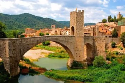 BesalÃº, medieval