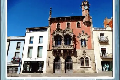 GRANOLLERS (BARCELONA) â€“ EDIFICIO AYUNTAMIENTO jigsaw puzzle