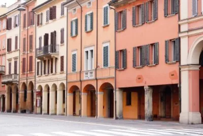 BOLONIA