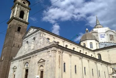 BOLONIA